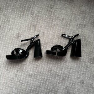 Lulu's Shiny Black Platform Heels